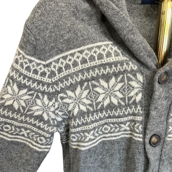 J. Crew Gray Button Down 100% Lambswool Cardigan with White Fair Isle Pattern - Picture 2 of 12